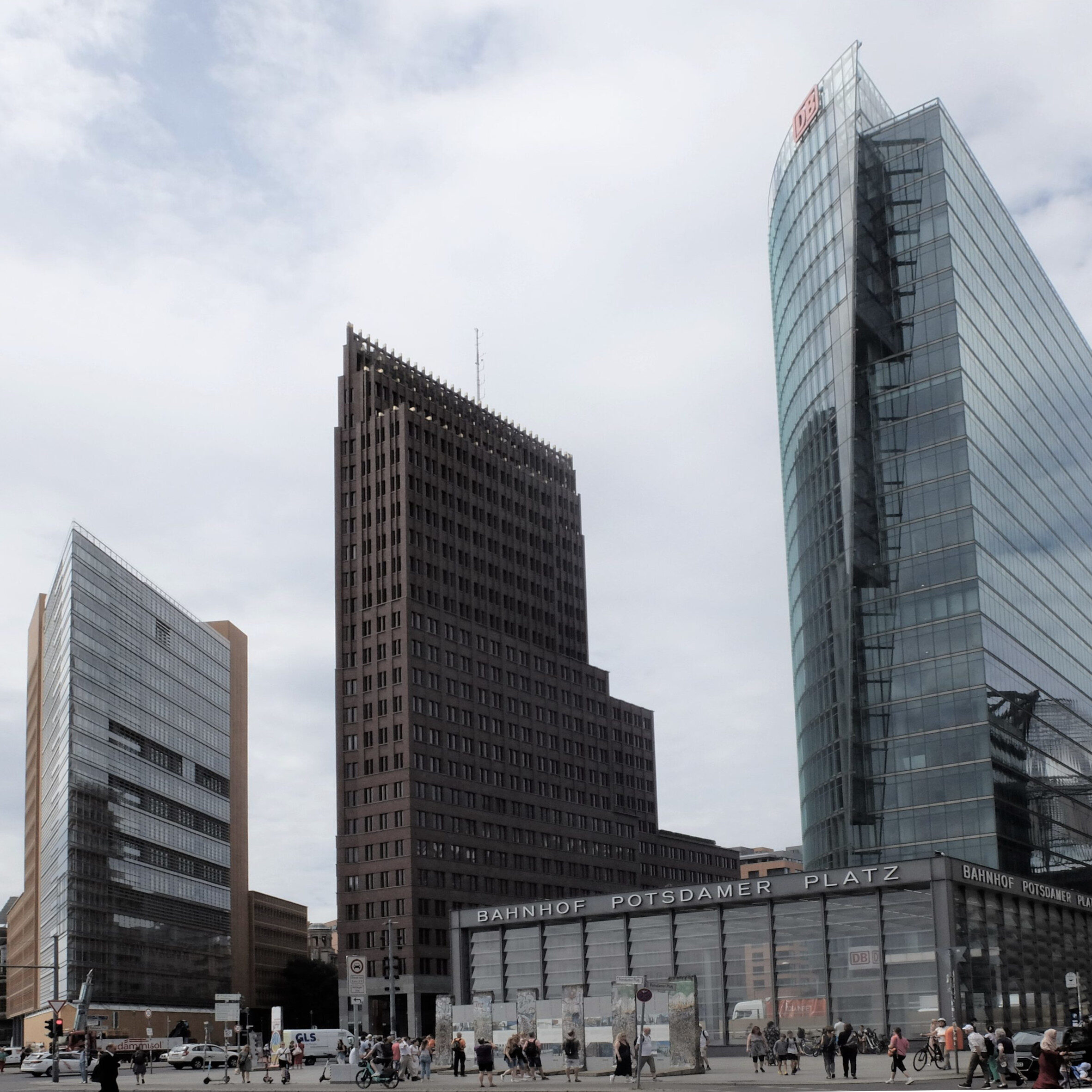 Potsdamer-Platz-scaled Potsdamer-Platz-scaled